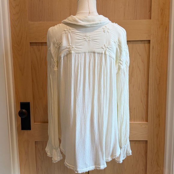 Free People Olivia Blouse | Cream Textured Button Down | Romantic | Size S - Picture 5 of 7